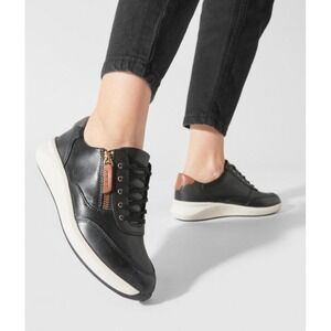 CLARKS Women Slip On Sneakers Leather Black Cognac Lux Old Money Academia US 9.5